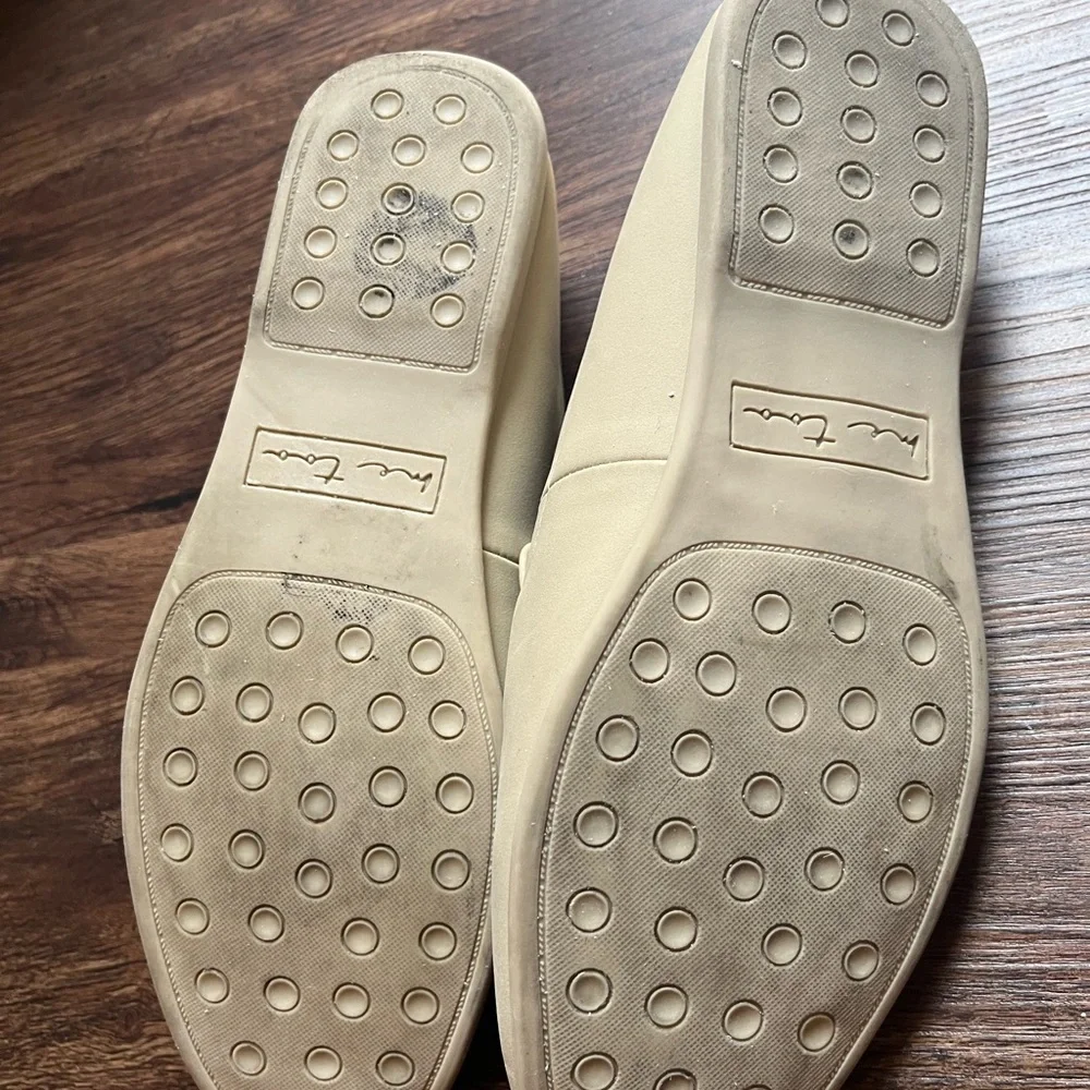 Me Too Women’s Brooke Tan Loafers size 8.5 - Picture 6 of 10